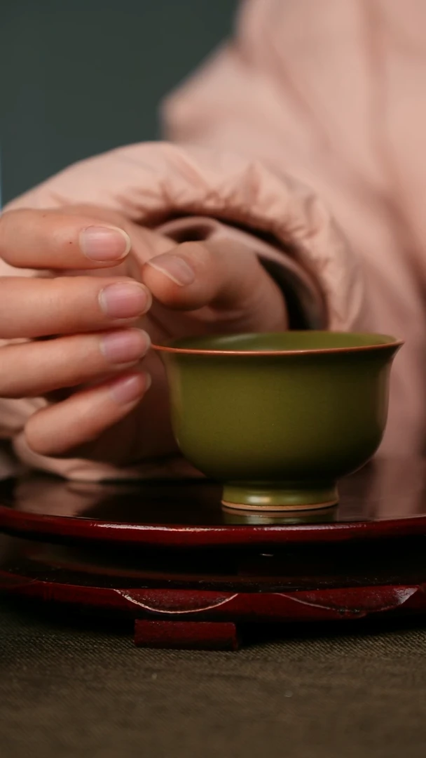 柴烧 小压手杯 黄金釉 大师亲签底款