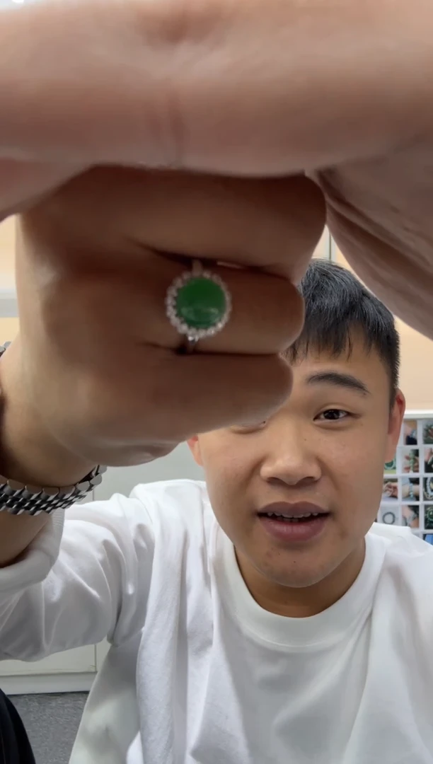 颈饰18K金镶嵌翡翠慧*天然翡翠A货孤品一件