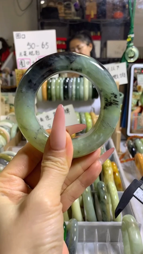 未镶嵌岫玉手镯15 53+ 包容