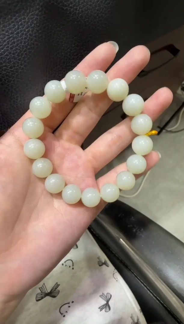 未镶嵌手串和田玉近矿青白玉卡12手串（产地直发）
