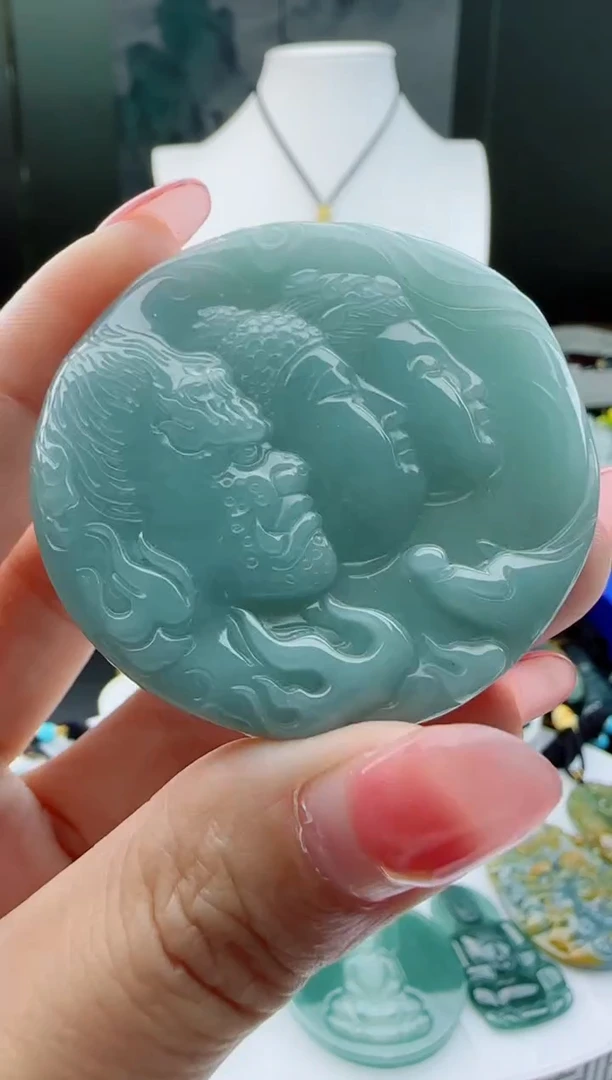 【闪购商品】翡翠颈饰未镶嵌多样性随机一件发货