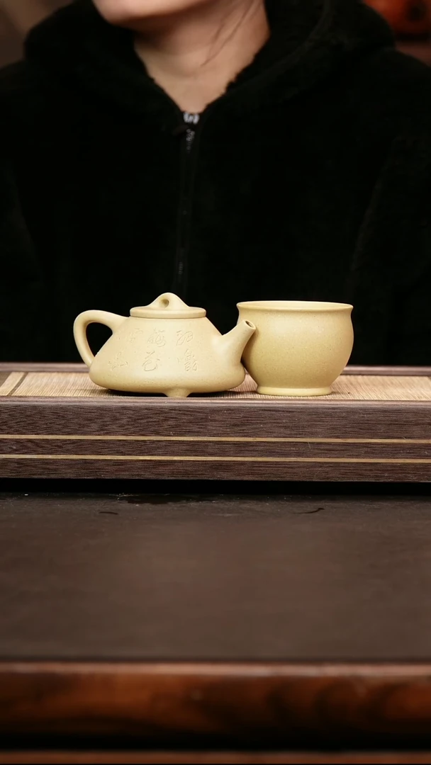 茶壶紫砂本绿 子冶 刻绘 梅+杯子