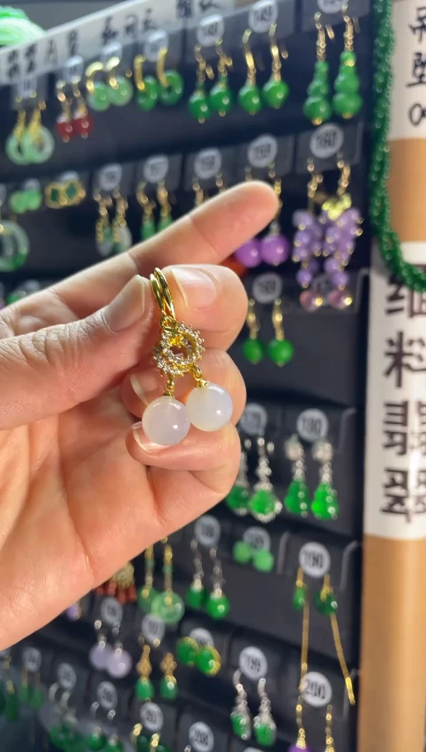 【闪购商品】翡翠耳饰银S925镶嵌375...