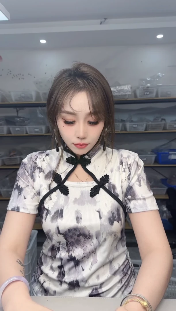 【闪购商品】文玩核桃把件35及以下南疆石