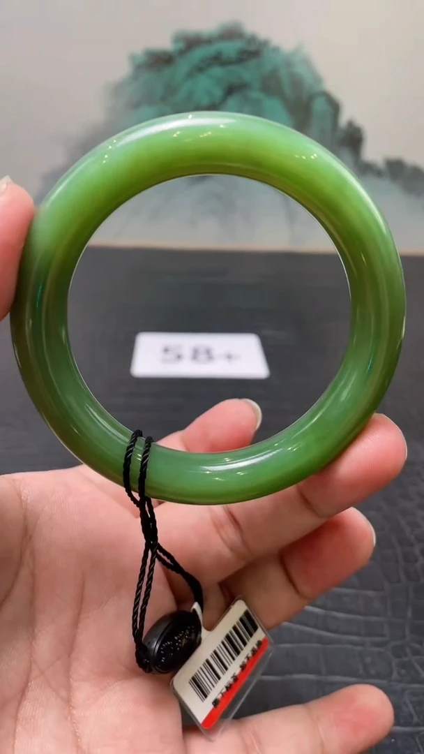 未镶嵌手镯和田玉（碧玉）秋**树58+