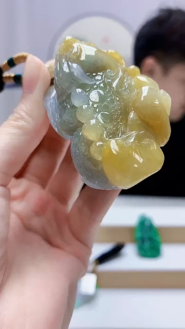 未镶嵌定制翡翠5145zm-毛货挂件94