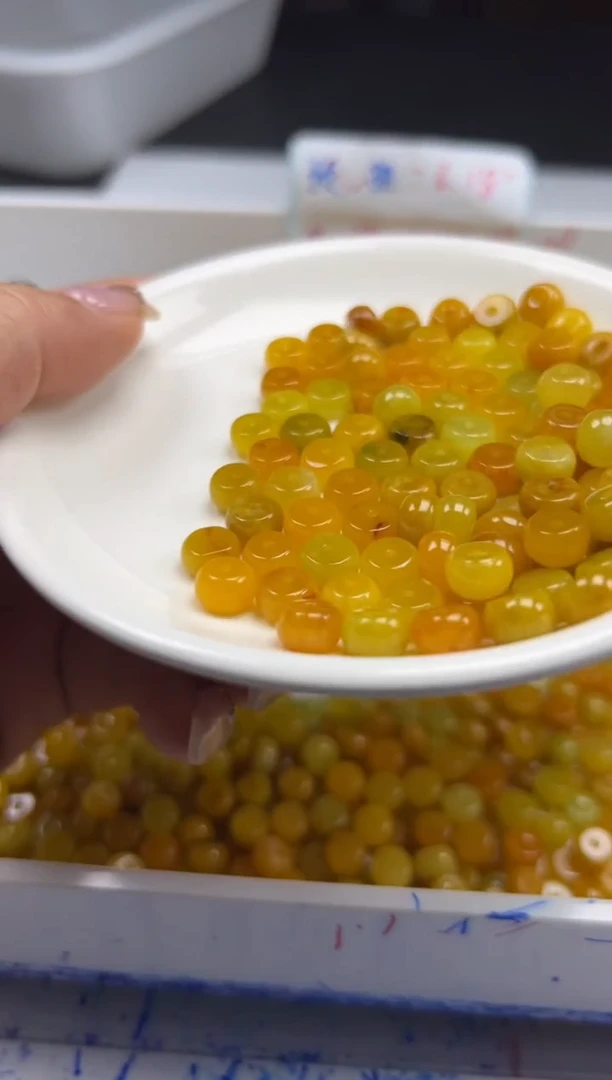 翡翠散珠w1775黄翡算盘8*4mm*15颗