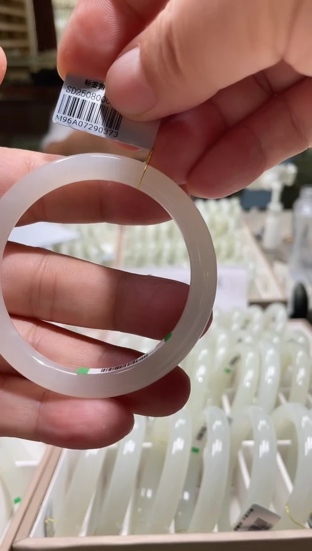 未镶嵌手镯和田玉54-55圈口 0373