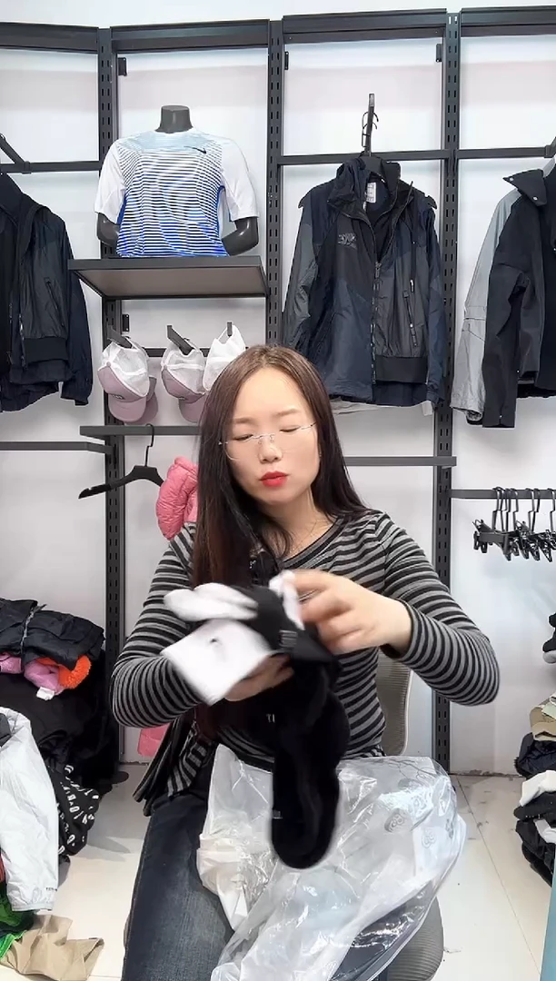 2356编码  瑕疵直播间过款为准 尺码