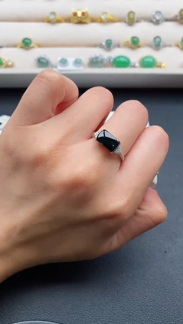 银S925镶嵌戒指翡翠222222+8