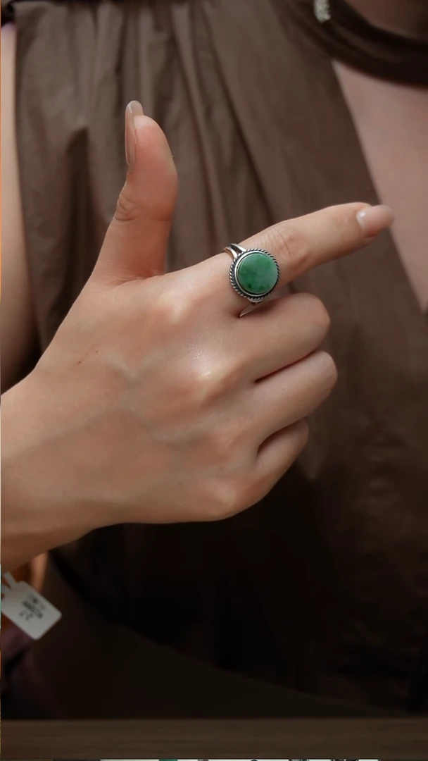 翡翠戒指未镶嵌53104