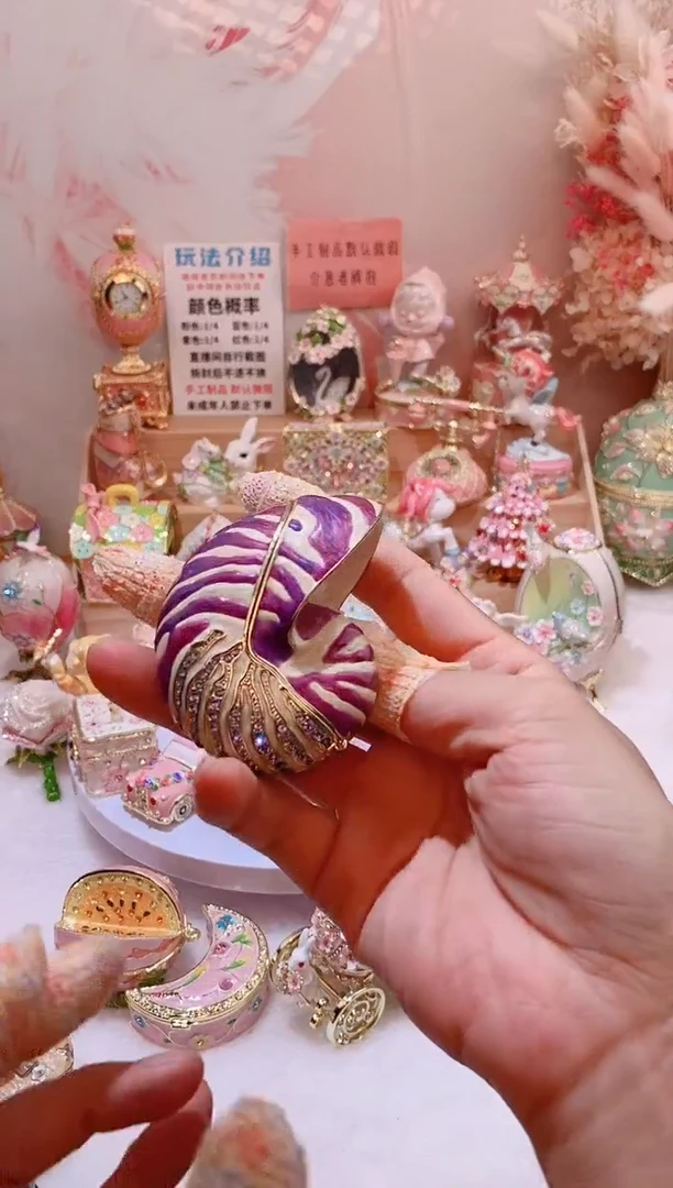 珐琅彩首饰盒摆件