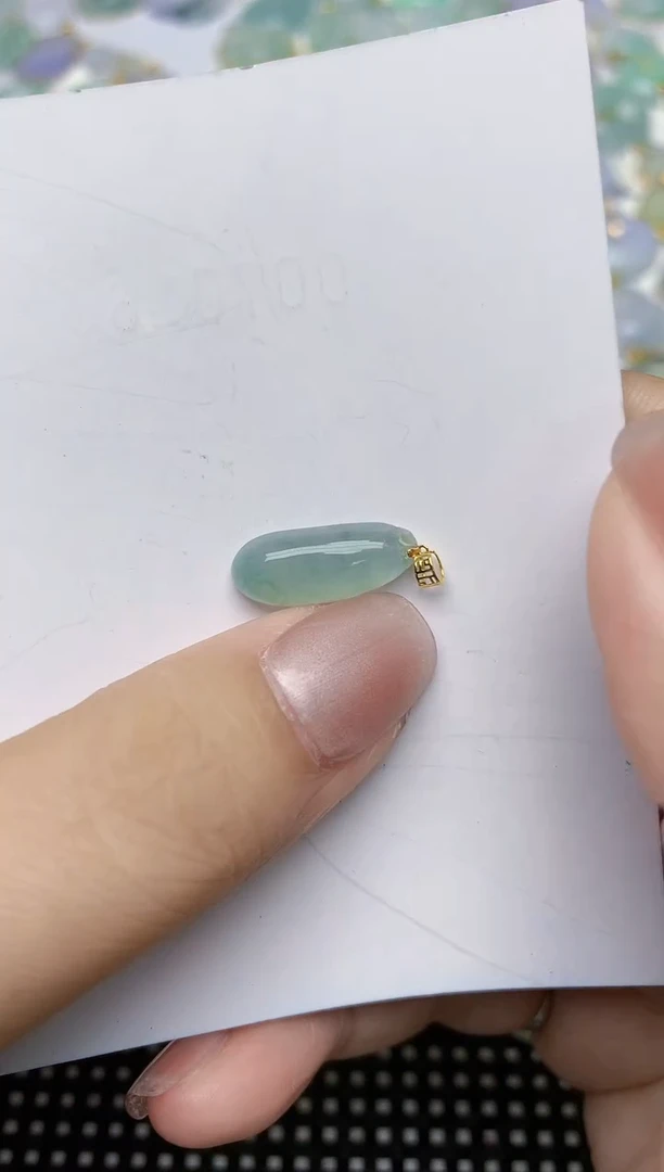 翡翠18K金镶嵌颈饰天然缅甸A货翡翠