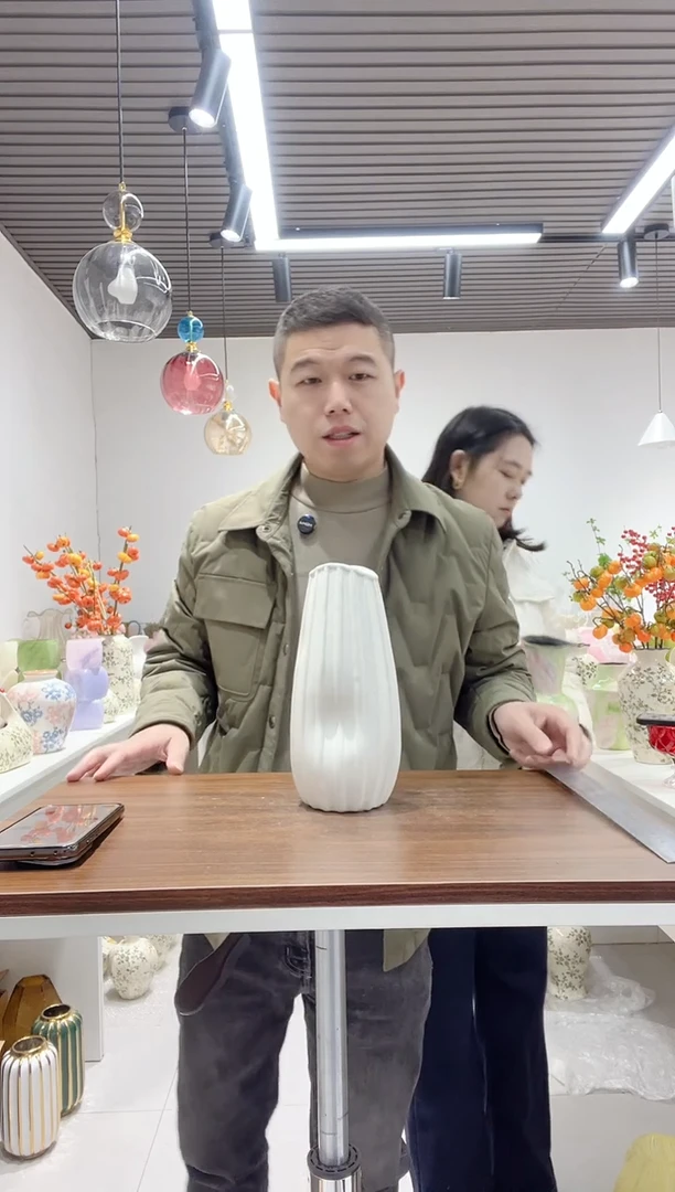 尾货清仓大号花生白色