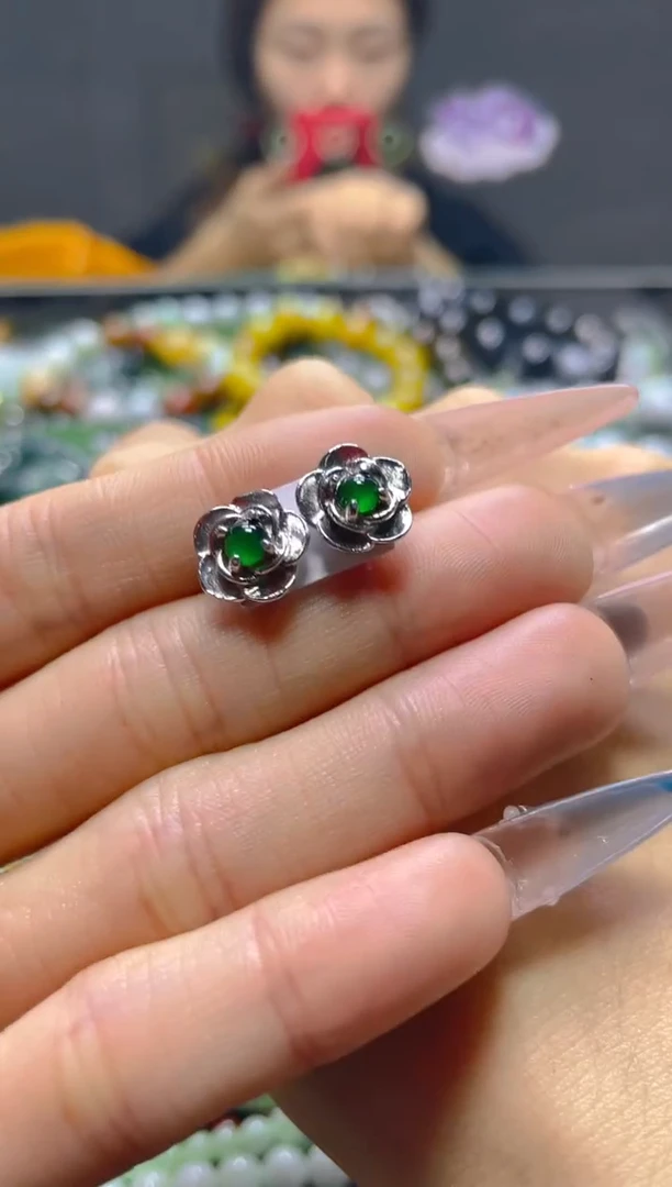 颈饰未镶嵌翡翠/N/翡翠A货，一件也是批发价