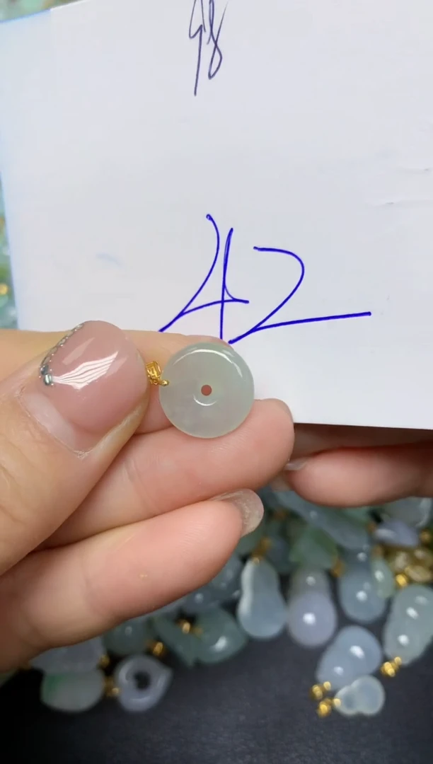 【闪购商品】翡翠挂件18K金镶嵌 天然翡翠A货