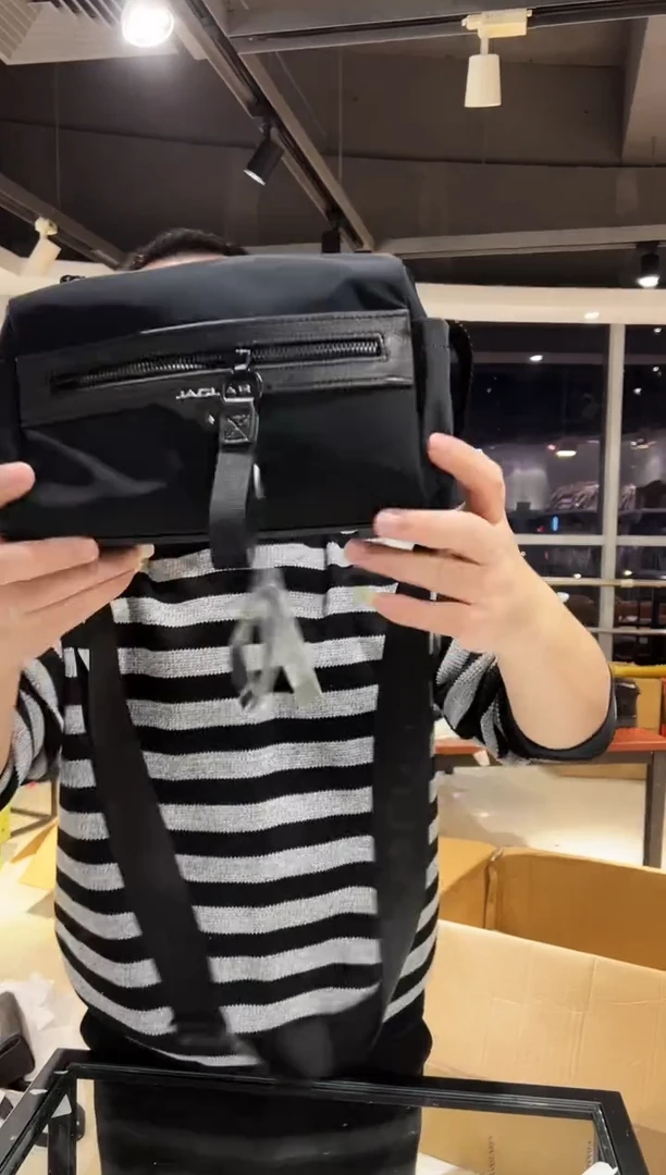 鹿皮（革）韩爵绅士包包皮具884