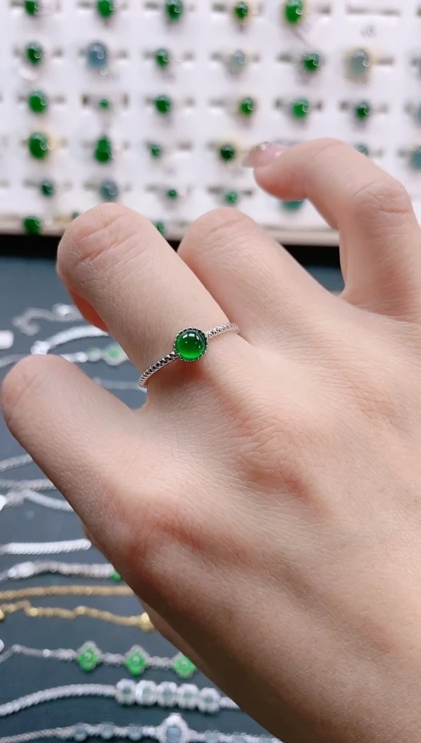 【闪购商品】翡翠戒指银S925镶嵌天然翡翠