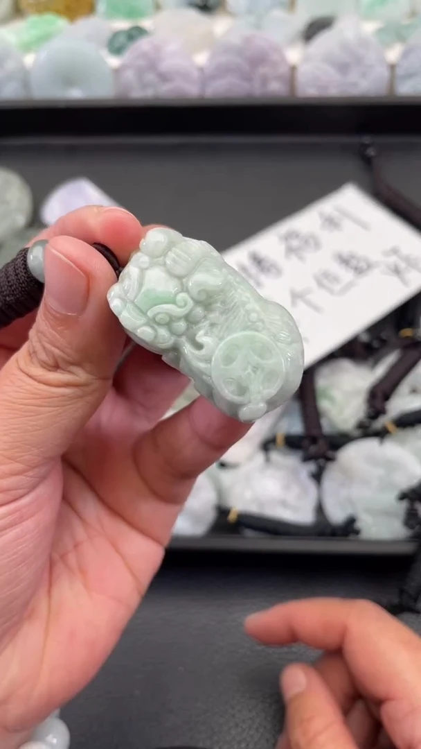 颈饰未镶嵌翡翠天然缅甸翡翠A货26