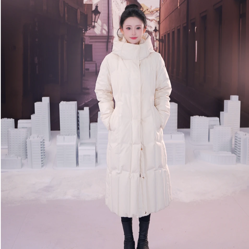 波司登反季专柜同款时尚休闲宽松女士连帽收腰加厚长款鹅绒羽绒服