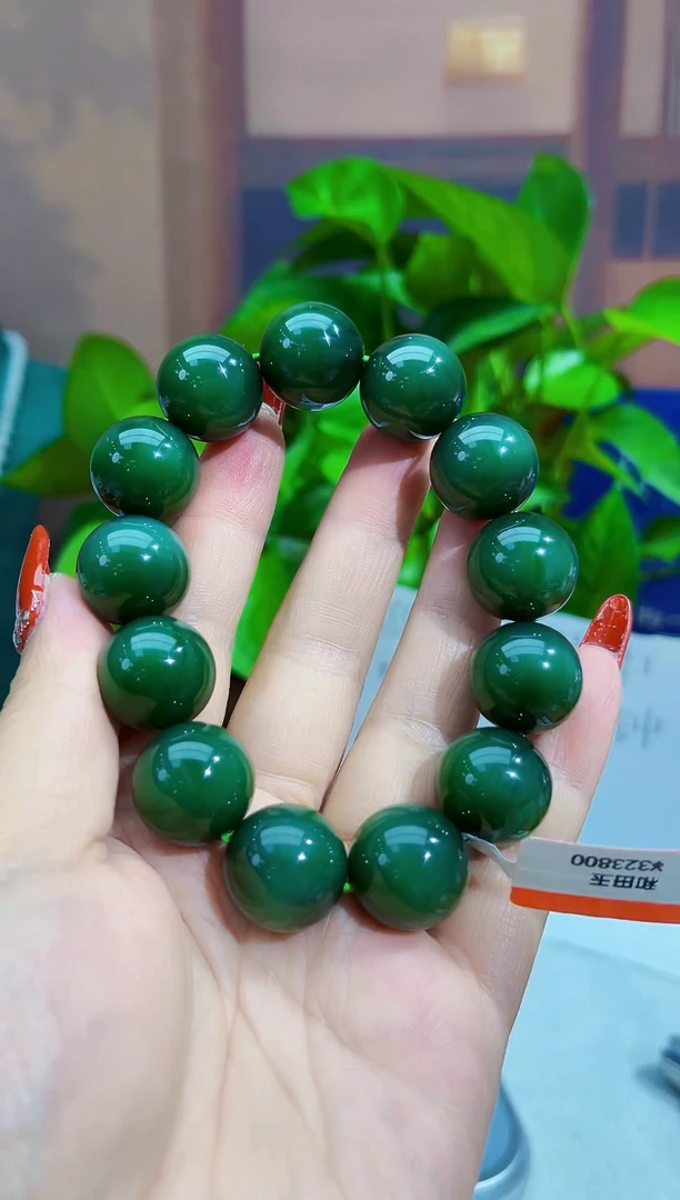 手串未镶嵌和田玉纯天然和田玉俄碧七号矿菠菜绿猫眼18