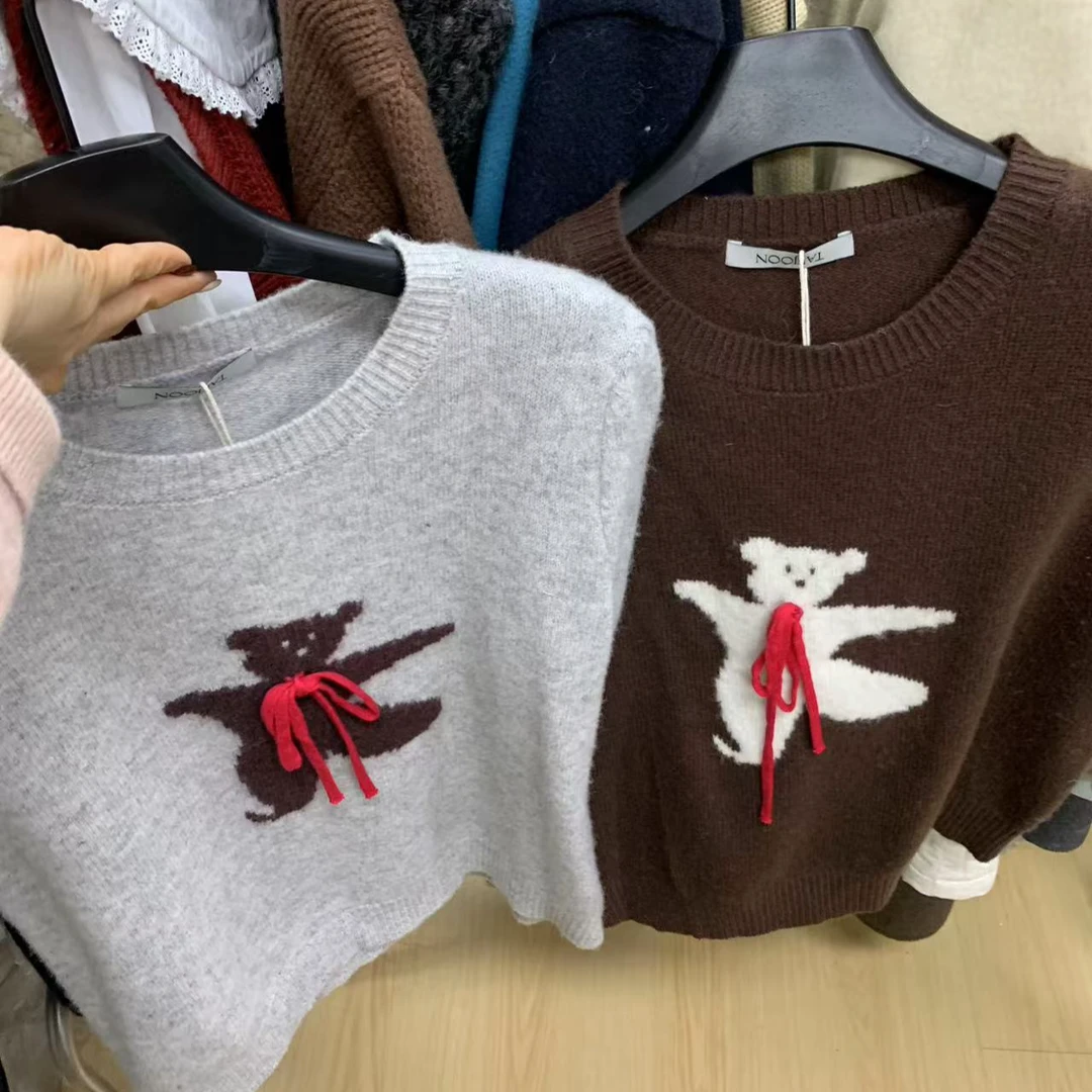 UU韩系简约 0170 百搭刺绣小熊短袖毛衣