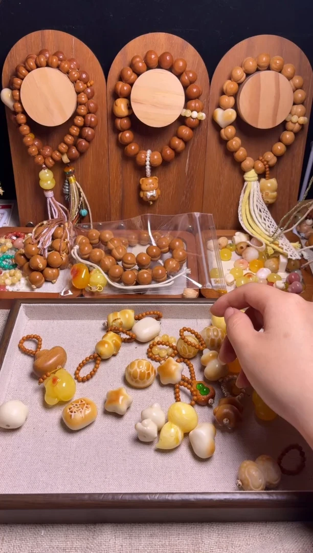 手串猴头核桃?*?全品光面柯基俏色爱心绿跑环俏色葫芦吊坠新绿流