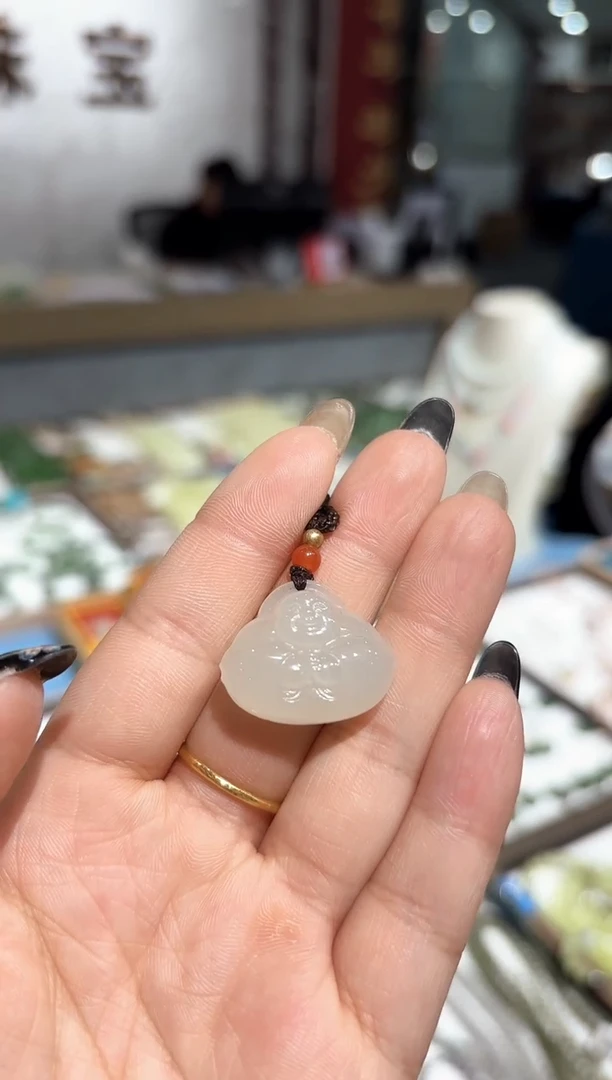 颈饰未镶嵌和田玉和田玉抱抱佛