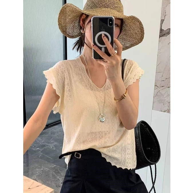 【蔓黛】法式钩花飞飞袖冰丝针织衫女夏季气质减龄薄款V领短袖上衣