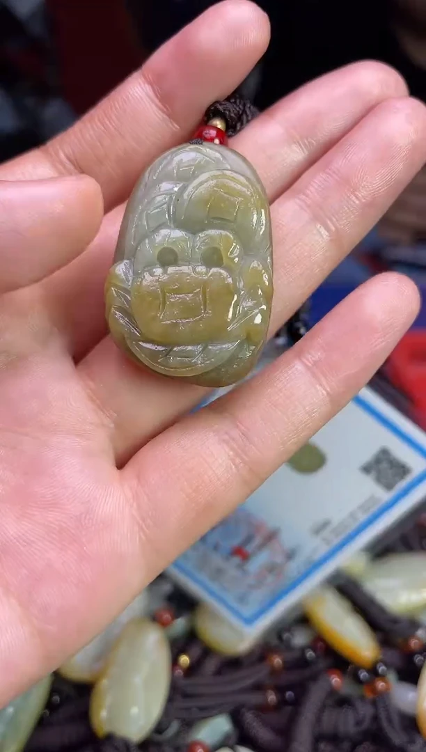 未镶嵌和田玉挂件1