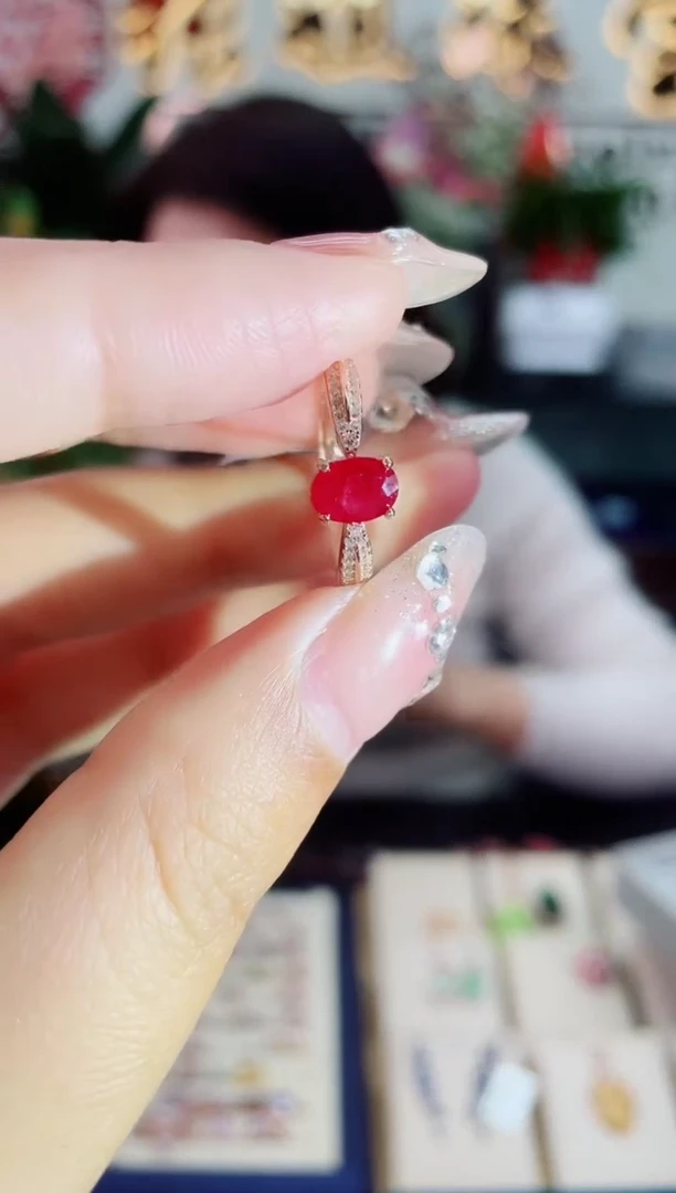 【闪购商品】红宝石戒指银S925镶嵌戒指