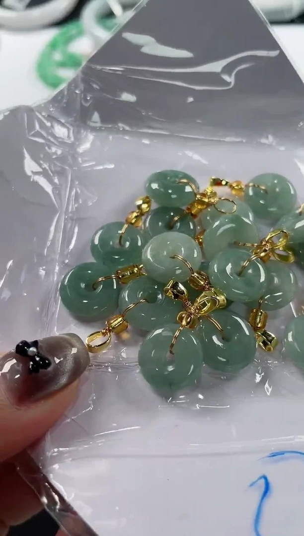 颈饰未镶嵌翡翠5（多样性发一件）