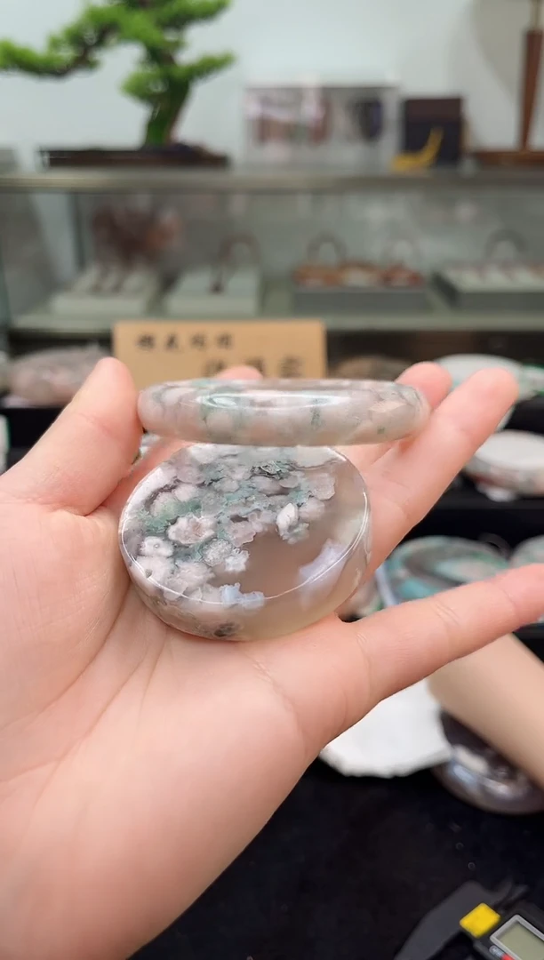 未镶嵌手镯石英质玉54圈口（赠品镯心）s95388