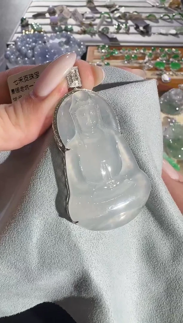 翡翠18K金镶嵌吊坠(不含链)【源头工厂】钻石镶嵌