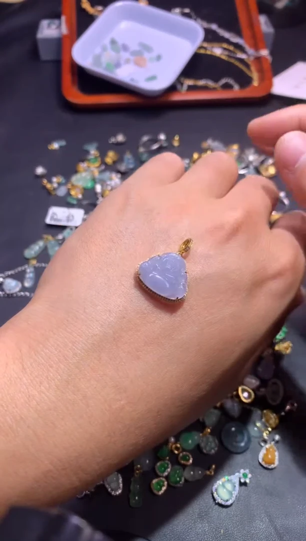 翡翠18K金镶嵌吊坠(不含链)1