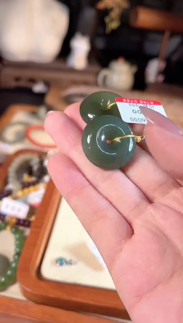 【闪购商品】和田玉吊坠(不含链)银S925镶嵌多样性发货其一