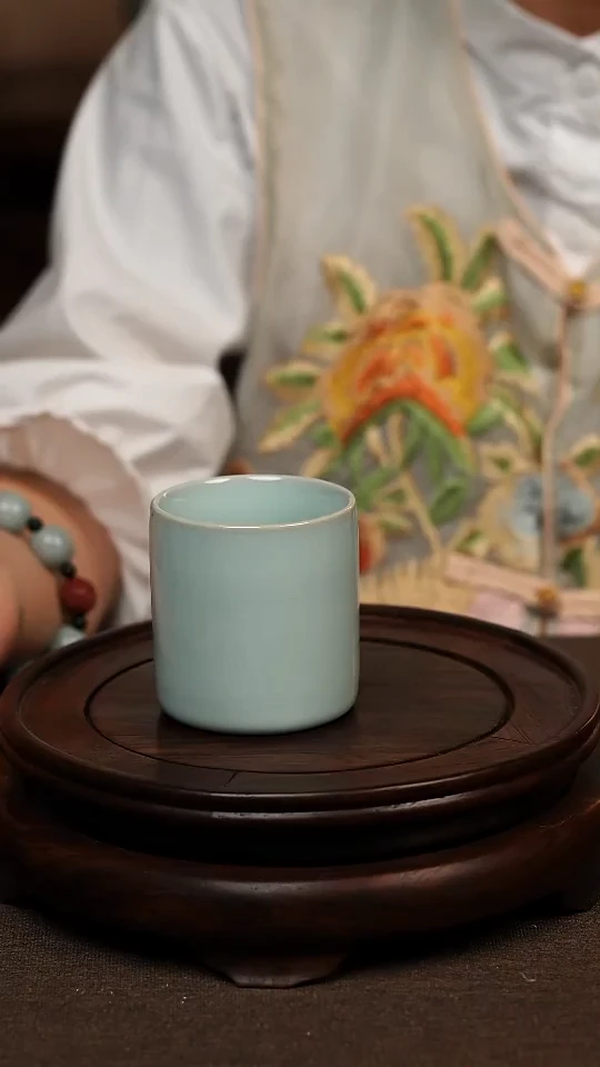 瓷片天青色直口杯100ml微瑕不带礼盒