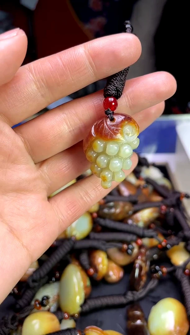 【闪购商品】和田玉颈饰未镶嵌1