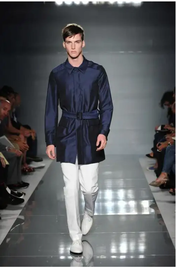 【牛仔蓝】2025春季新款时尚男女情侣用款圆领短袖牛仔蓝满印