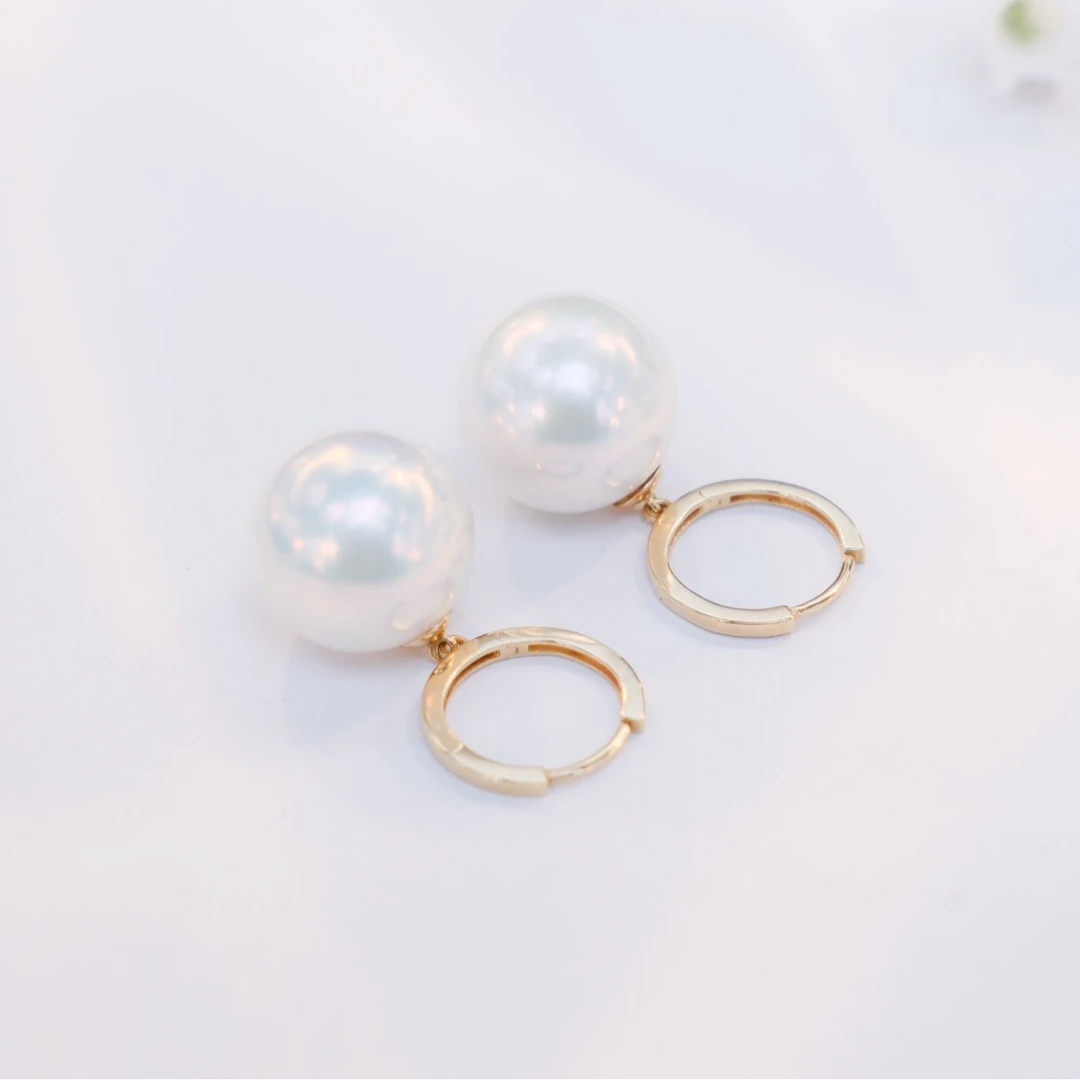 淡水珍珠18k圆形花环耳扣11-12mm