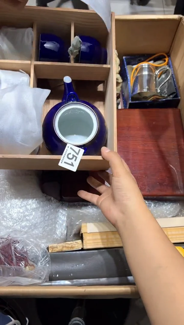 瓷片乔**1751.........