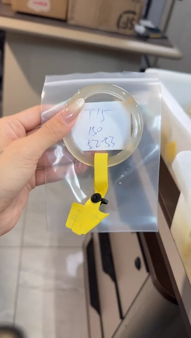 玛瑙/玉髓手镯未镶嵌鑫?T15