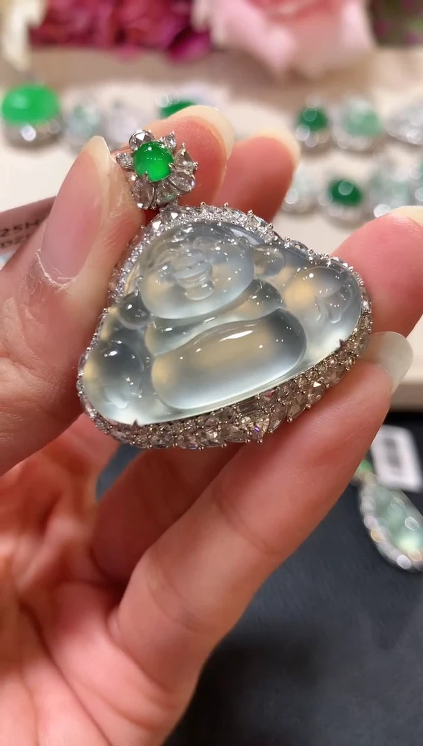 吊坠(不含链)18K金镶嵌翡翠想***猫z264