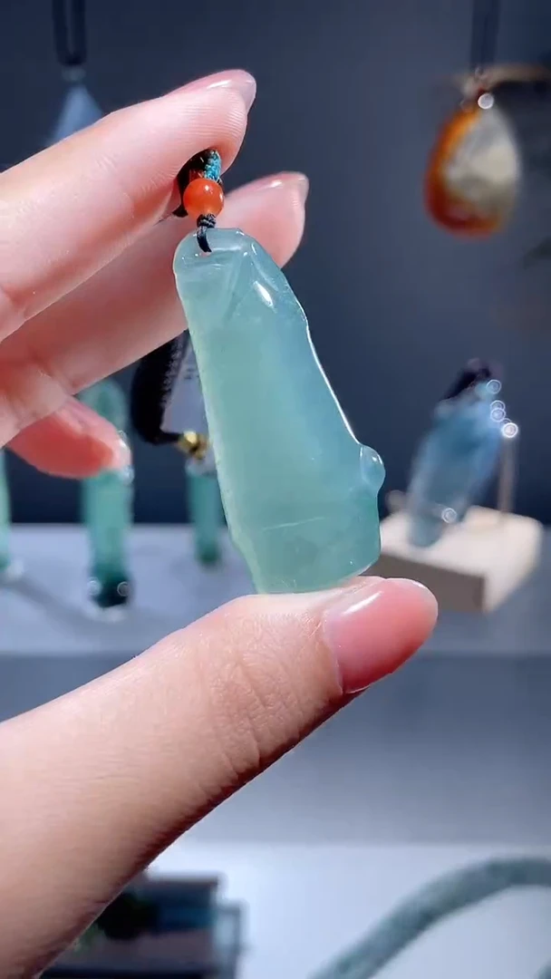 颈饰未镶嵌翡翠竹节