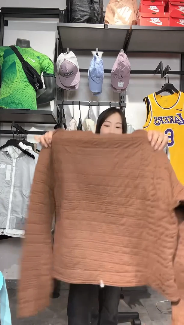 1223    编码 瑕疵款直播间过款为准 尺码 165