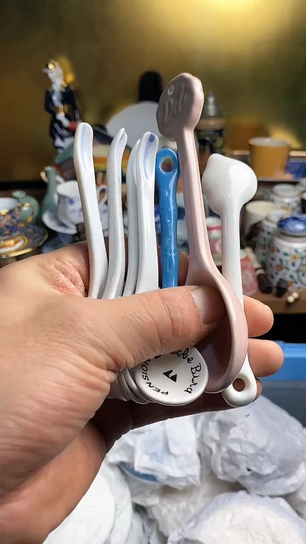 【闪购商品】瓷片666666666 551