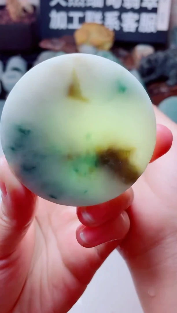 翡翠未镶嵌颈饰3783......