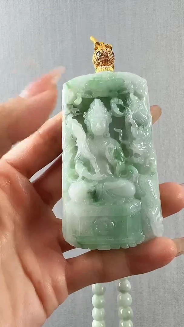 颈饰未镶嵌翡翠御龙观音