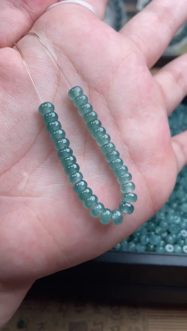 【闪购商品】翡翠手链未镶嵌算盘珠浅色