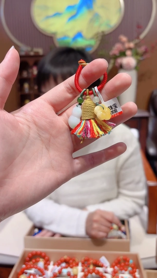 【闪购商品】琥珀手绳未镶嵌设计款珠串